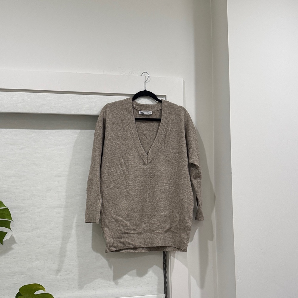 V-Neck Women's Tunic Sweater - Tan